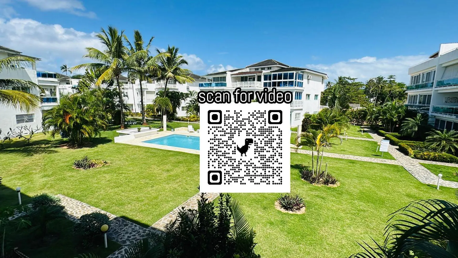 La Fenice Beachfront With King Beds location